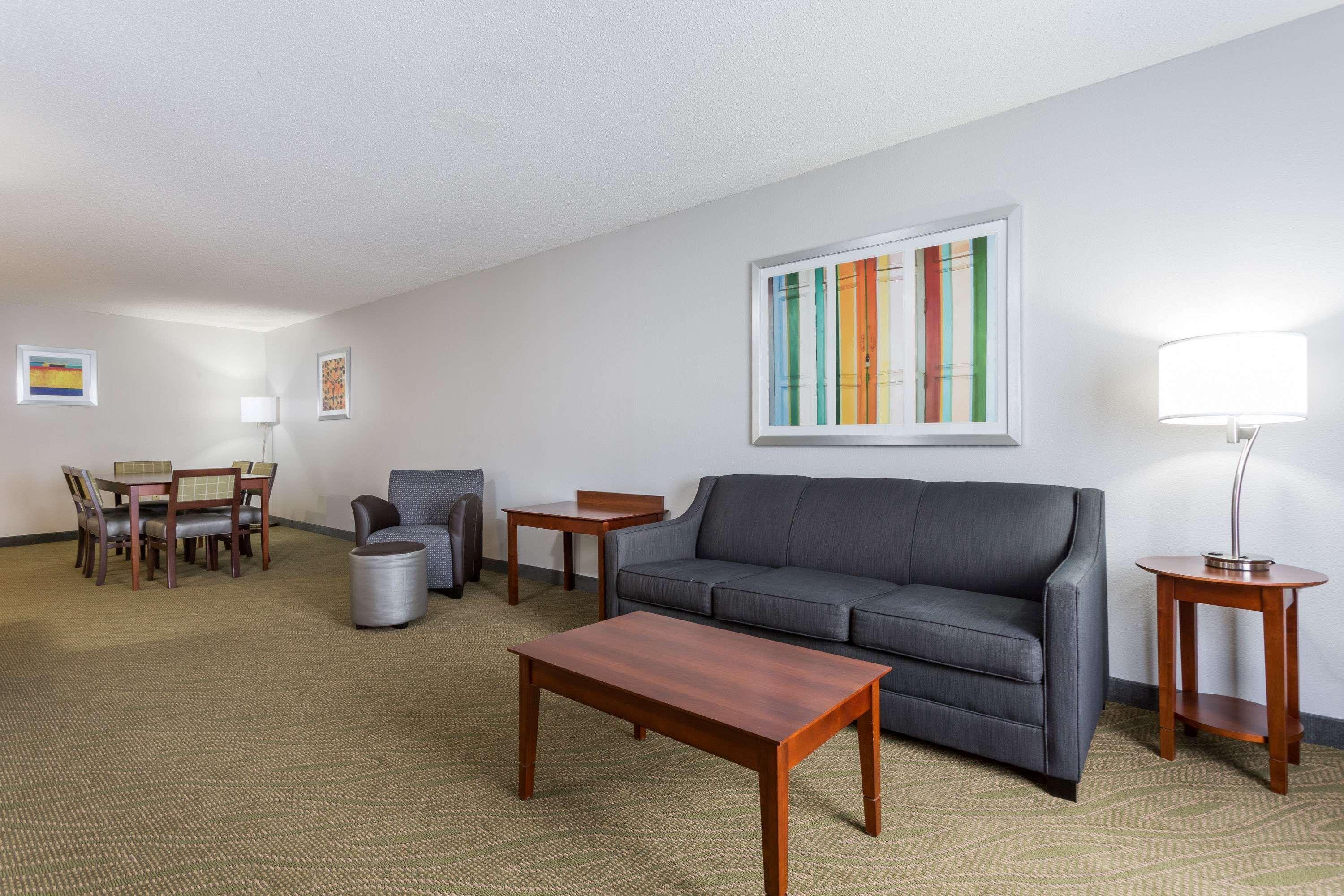 Wingate By Wyndham Chesapeake Hotell Eksteriør bilde